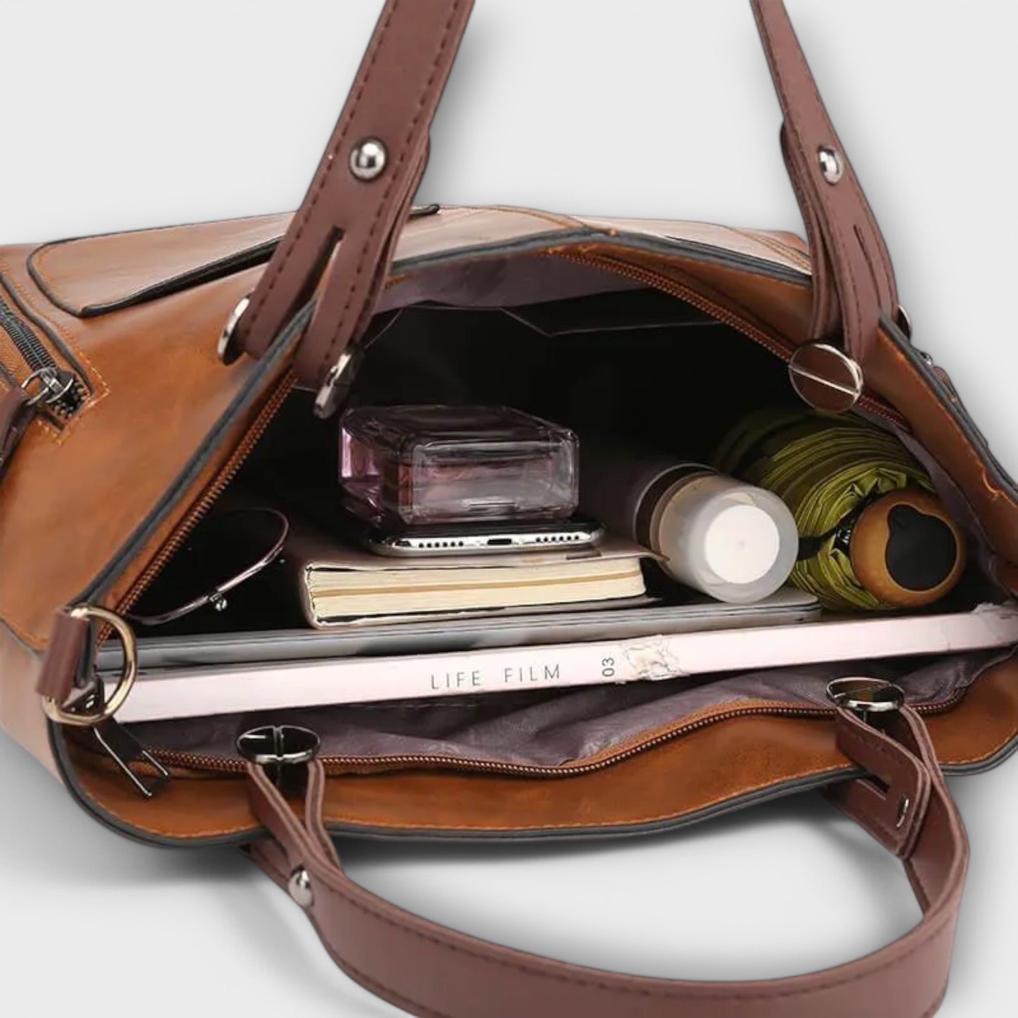 Dais | Elegant Shoulder Bag