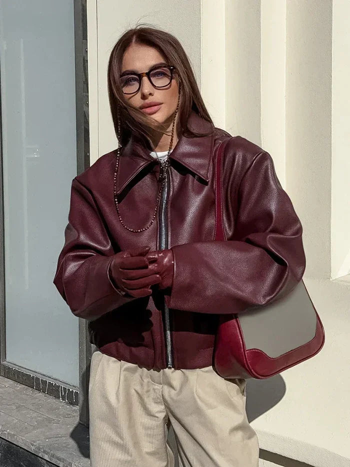 Chaqueta corta para mujer, corte clásico y confección resistente