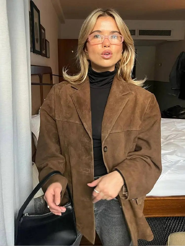 Blazer oversize da donna in finta pelle scamosciata, vestibilità morbida ed elegante