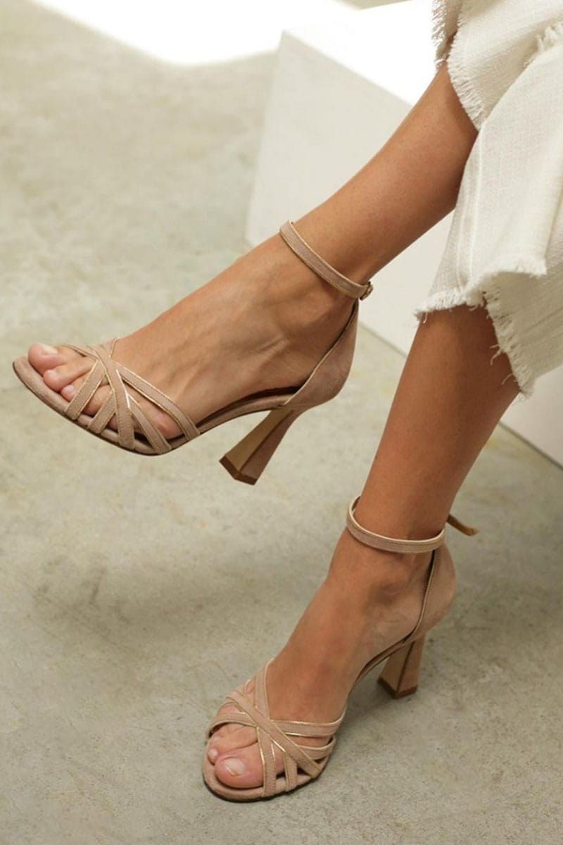 Tacones de ante para mujer