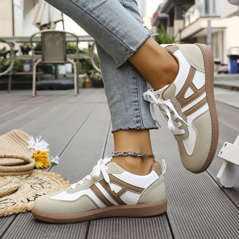 Baskets orthopédiques pour femme à bout large