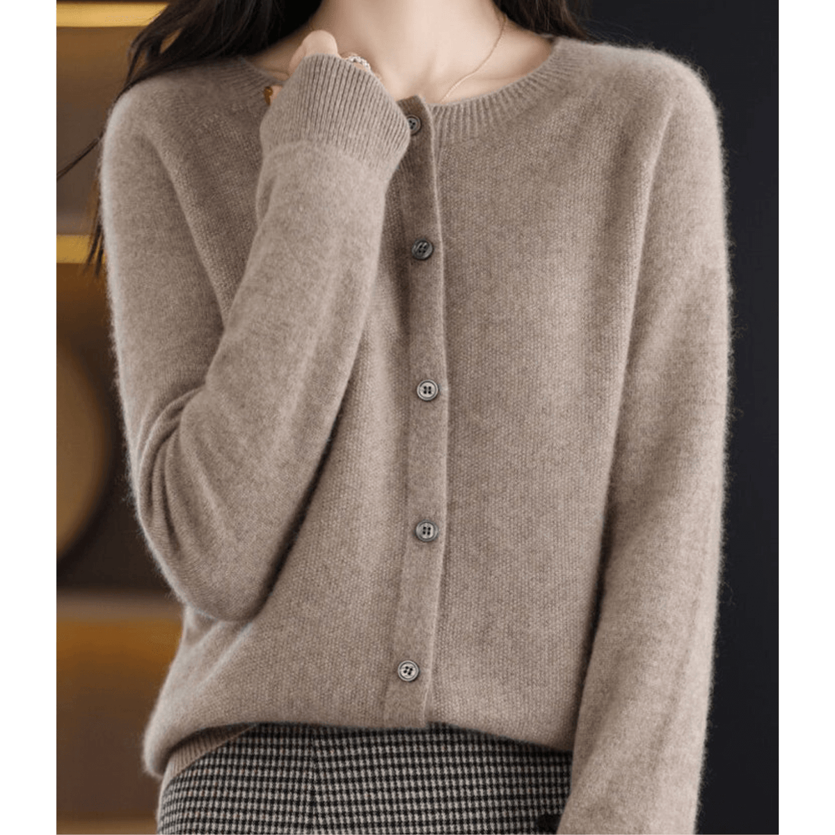 Women's Cashmere-Blend Cardigan V-Neck Elegant Drape