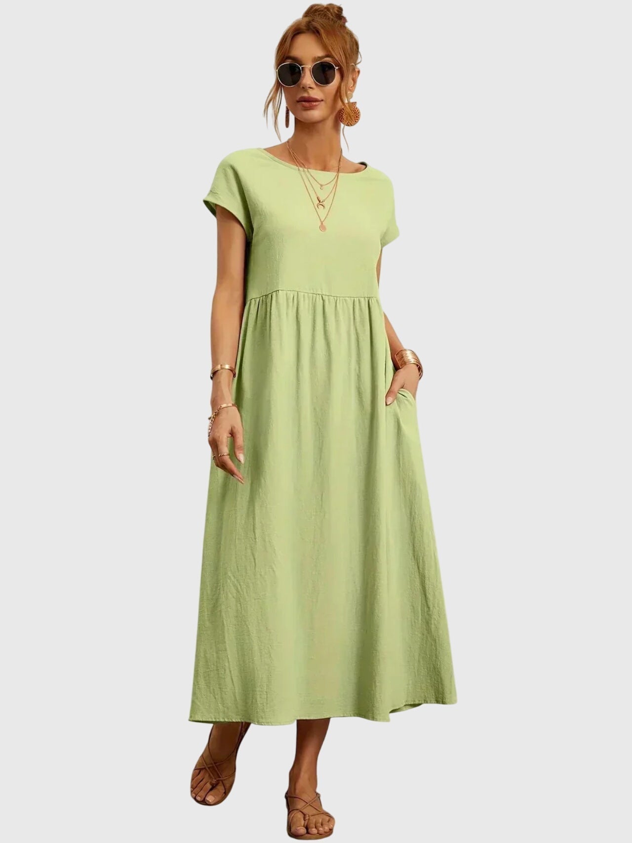 Robe midi pour femmes avec poches latérales