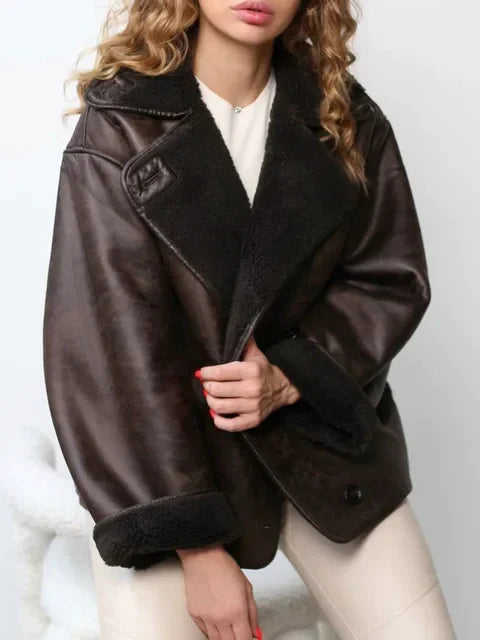 Giacca da donna in ecopelle, silhouette vintage, taglio raffinato