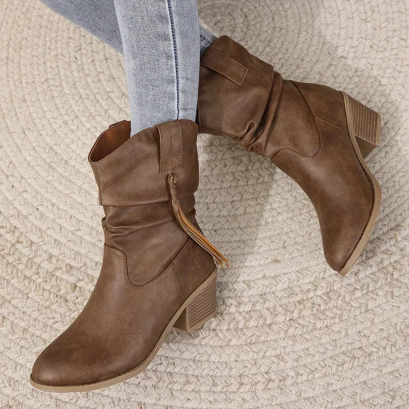 Robe en cuir pour femme