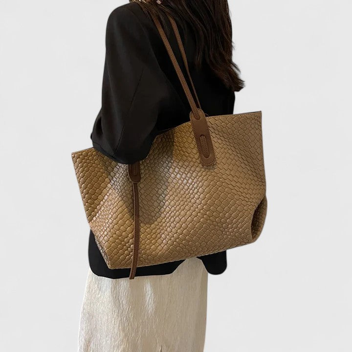 Lily | Chic Tote Bag