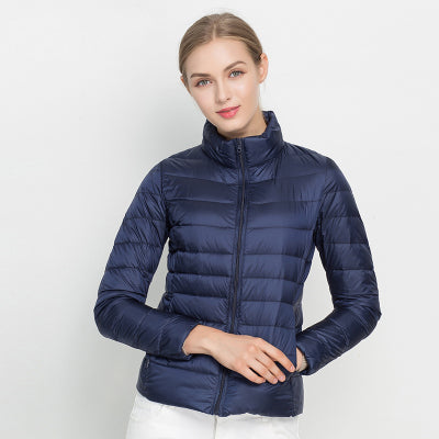 Chaqueta acolchada de plumón para mujer con cuello alto