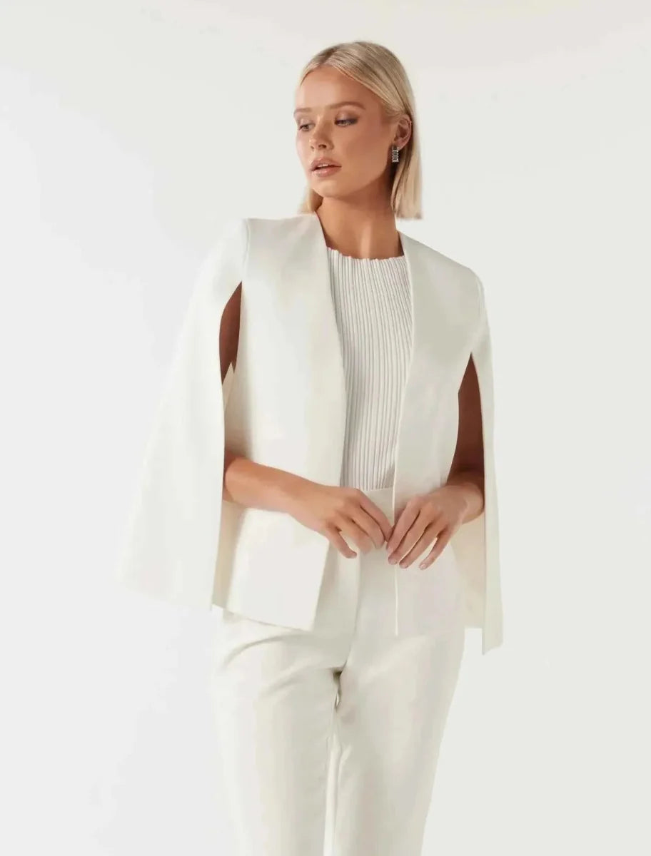 Blazer tipo capa para mujer, delantero abierto, mangas con aberturas y caída drapeada