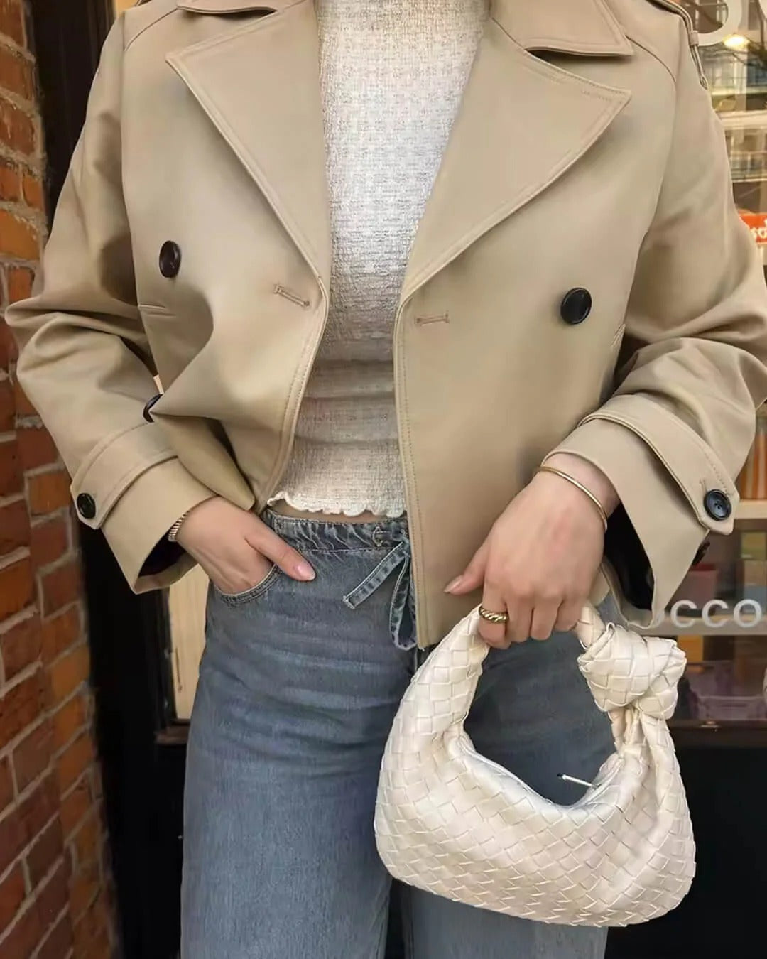 Women's Short Double-Breasted Trench Coat Defined Lapels