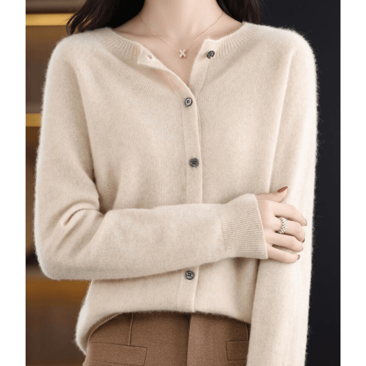 Women's Cashmere-Blend Cardigan V-Neck Elegant Drape