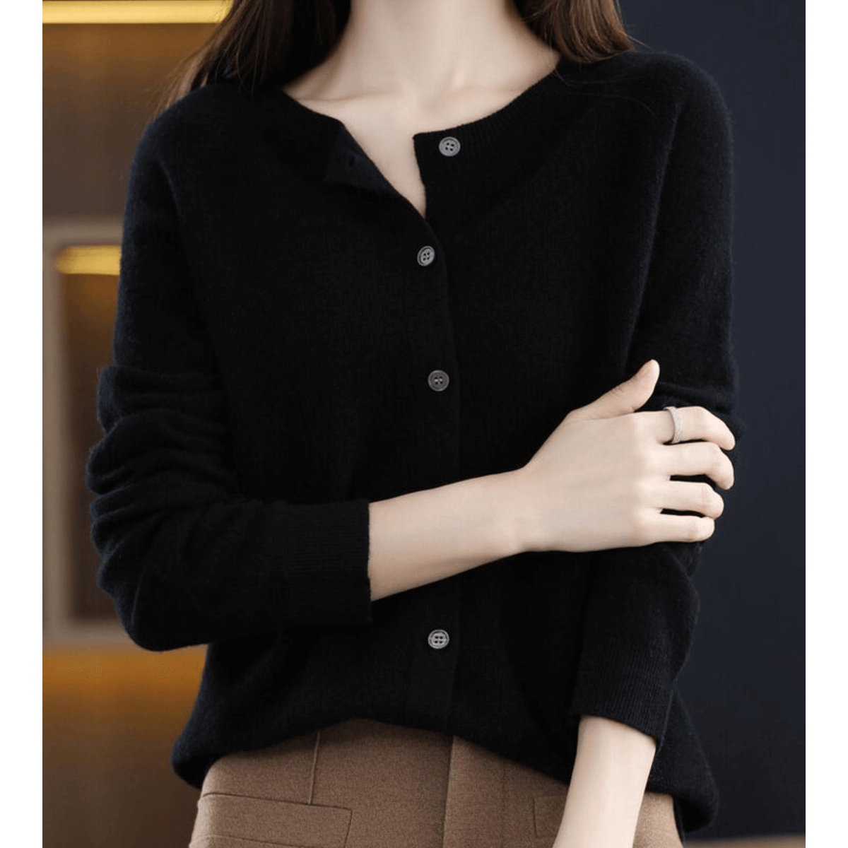 Women's Cashmere-Blend Cardigan V-Neck Elegant Drape