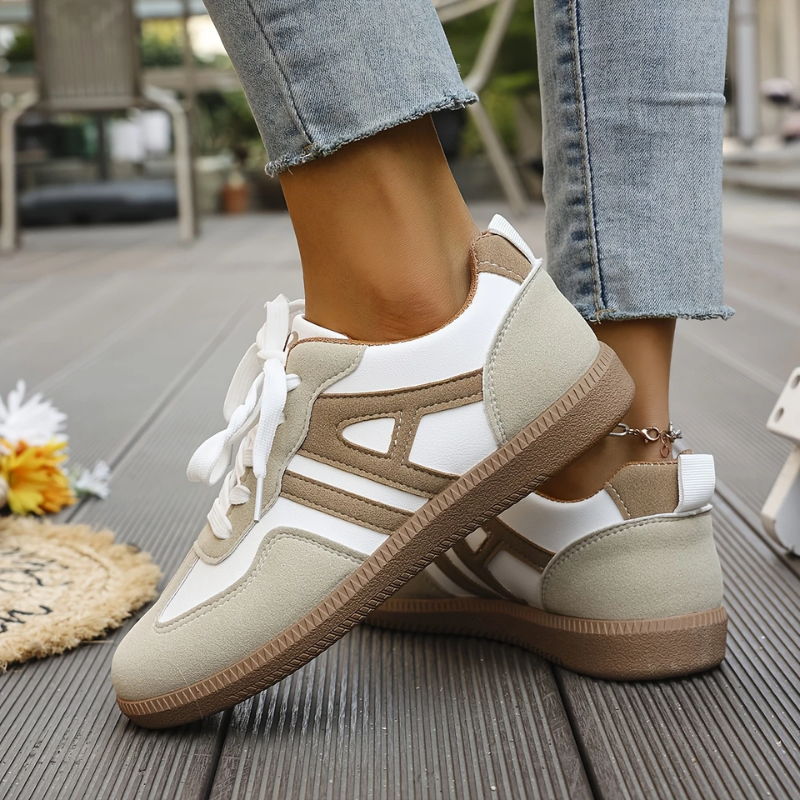Baskets orthopédiques pour femme à bout large