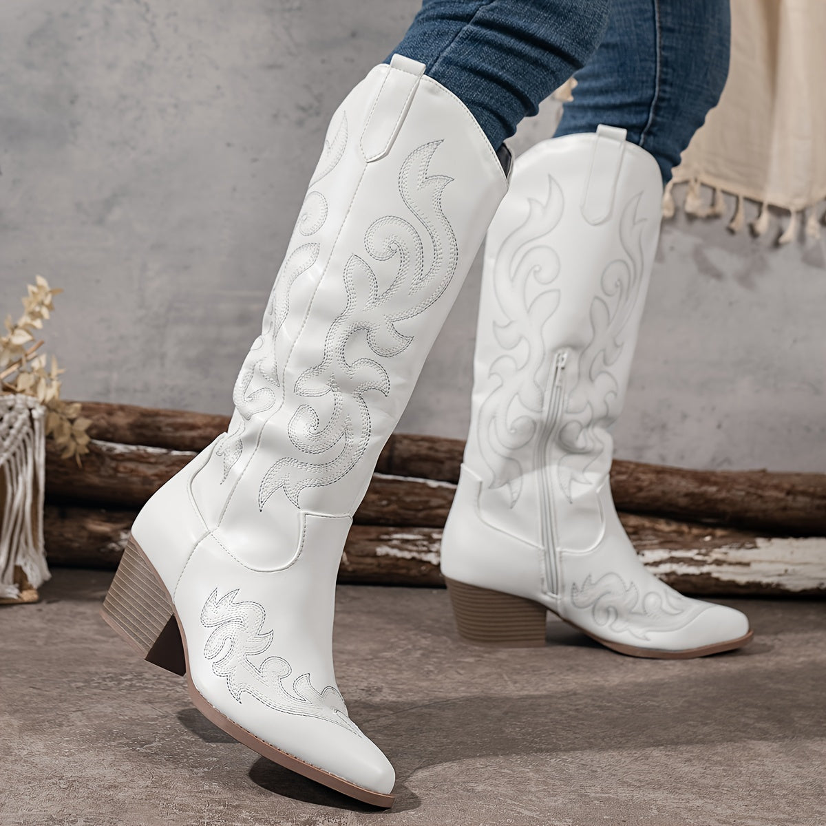 Abito da donna in pelle