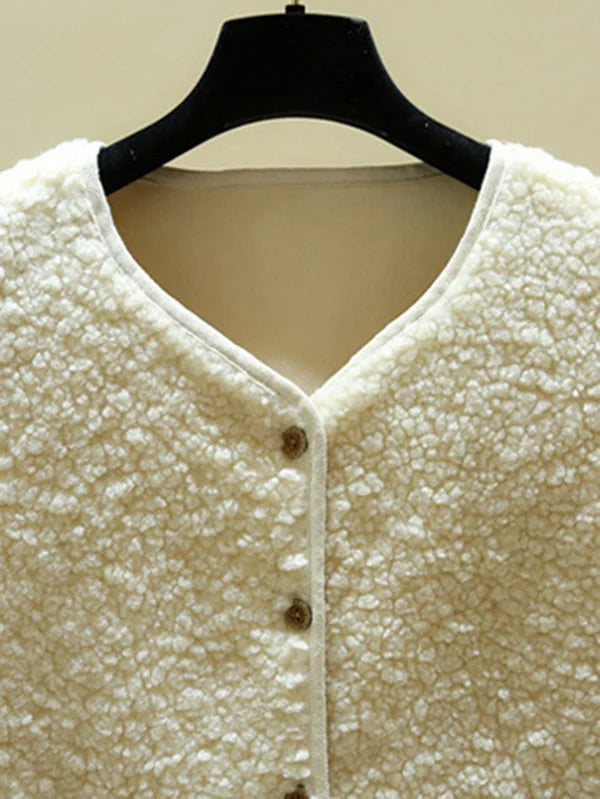 Gilet da donna in lana d'agnello, smanicato e abbottonato