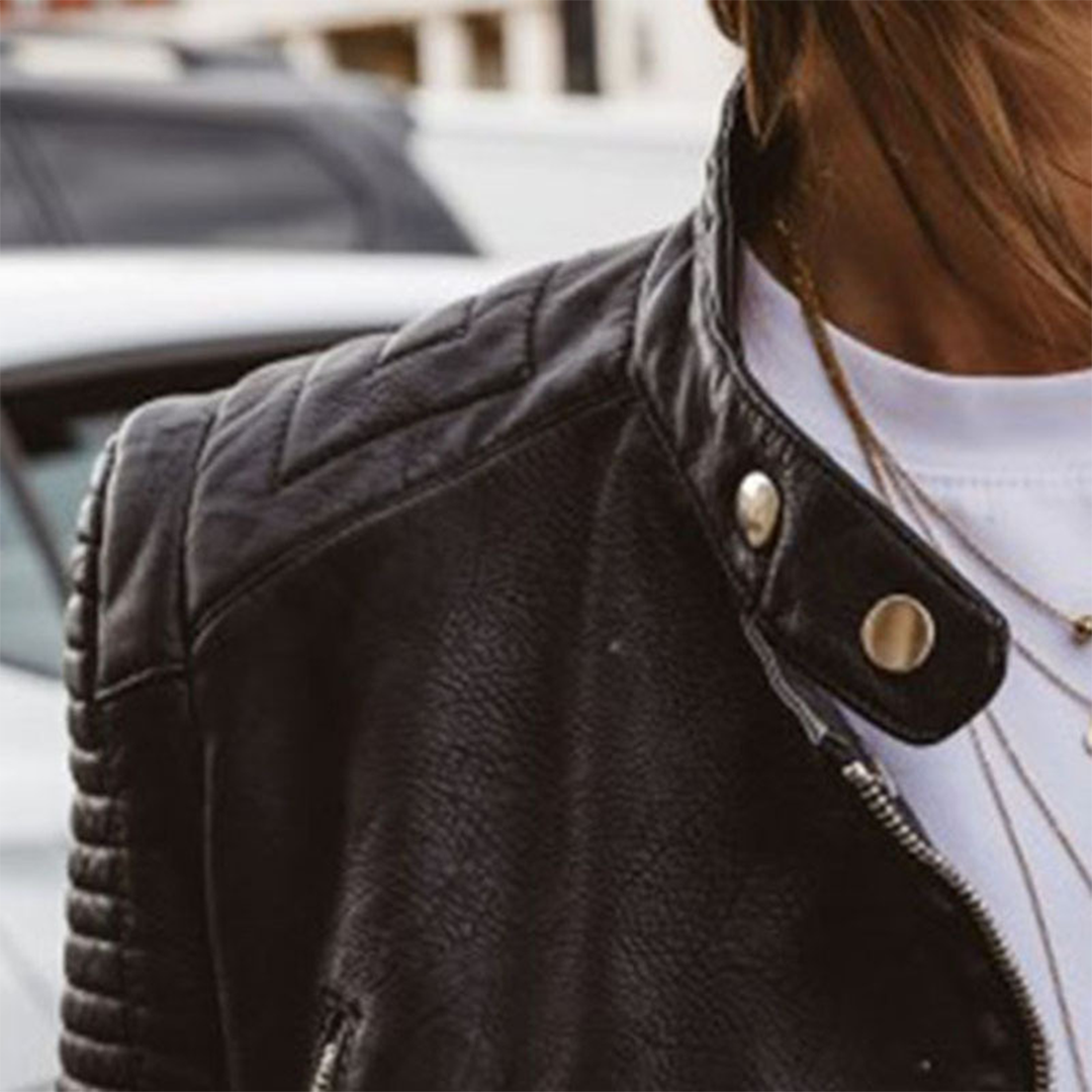 Completo blazer donna in pelle con tasche laterali