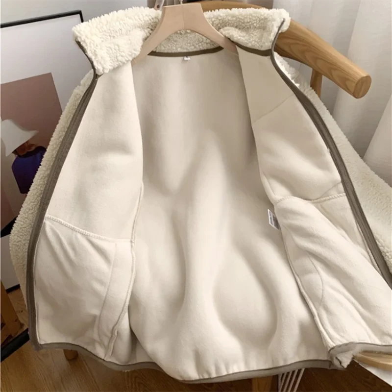 Women's Soft Winter Jacket Luxurious Warmth Lightweight