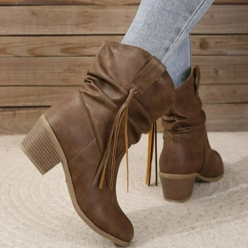 Robe en cuir pour femme
