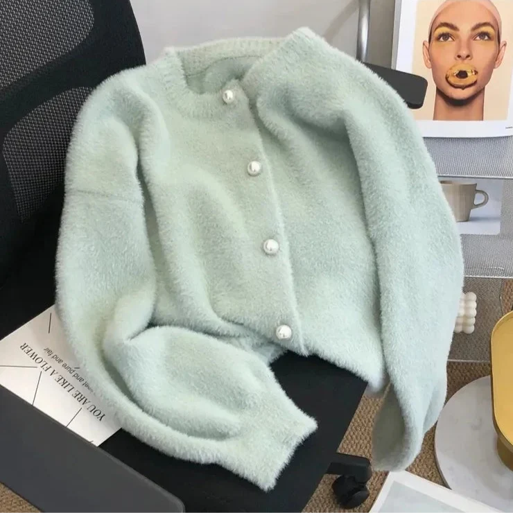 Women's Velvet Knit Cardigan Pearl Buttons Soft Texture