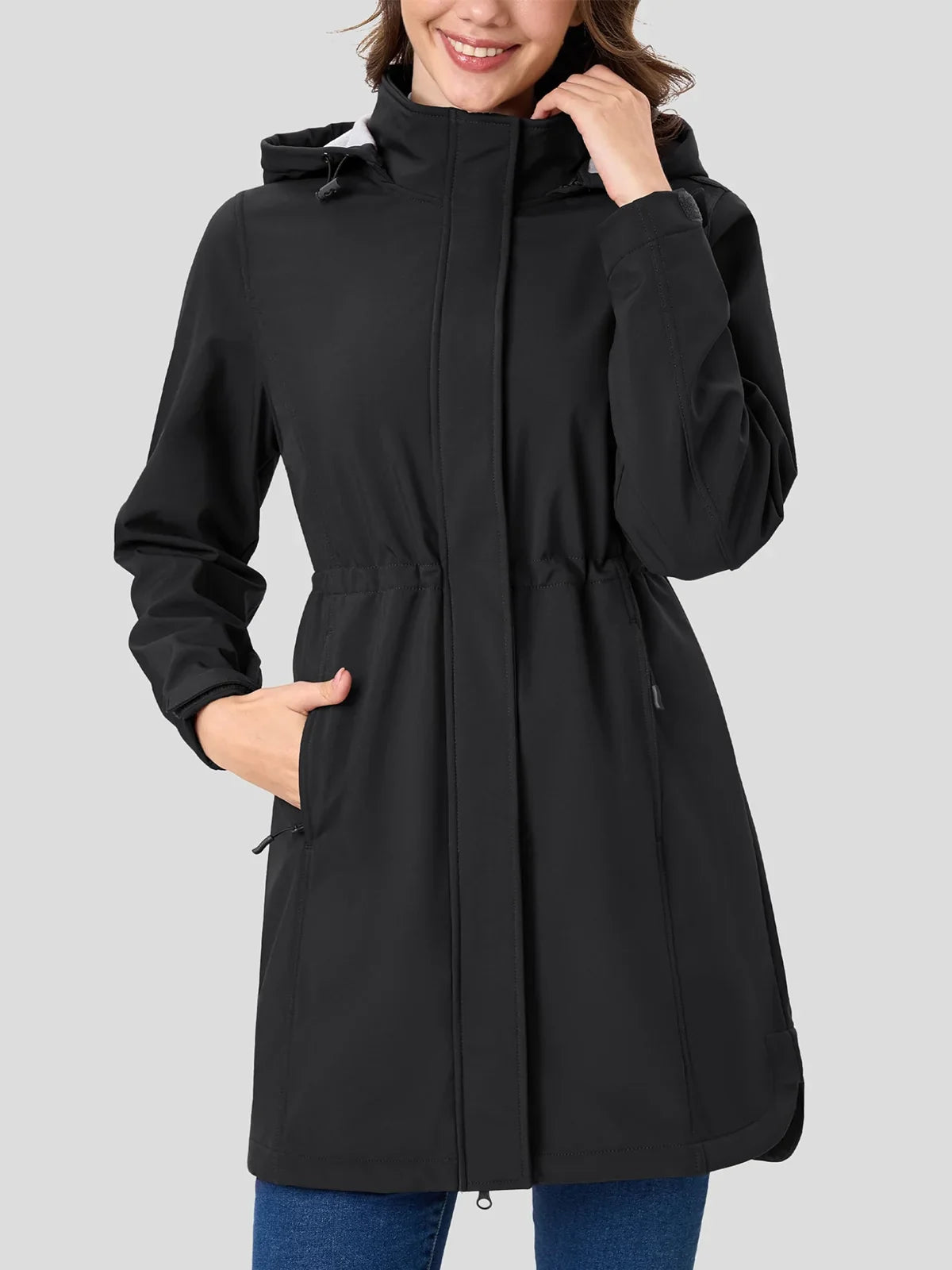 Chaqueta softshell con capucha y forro polar para mujer