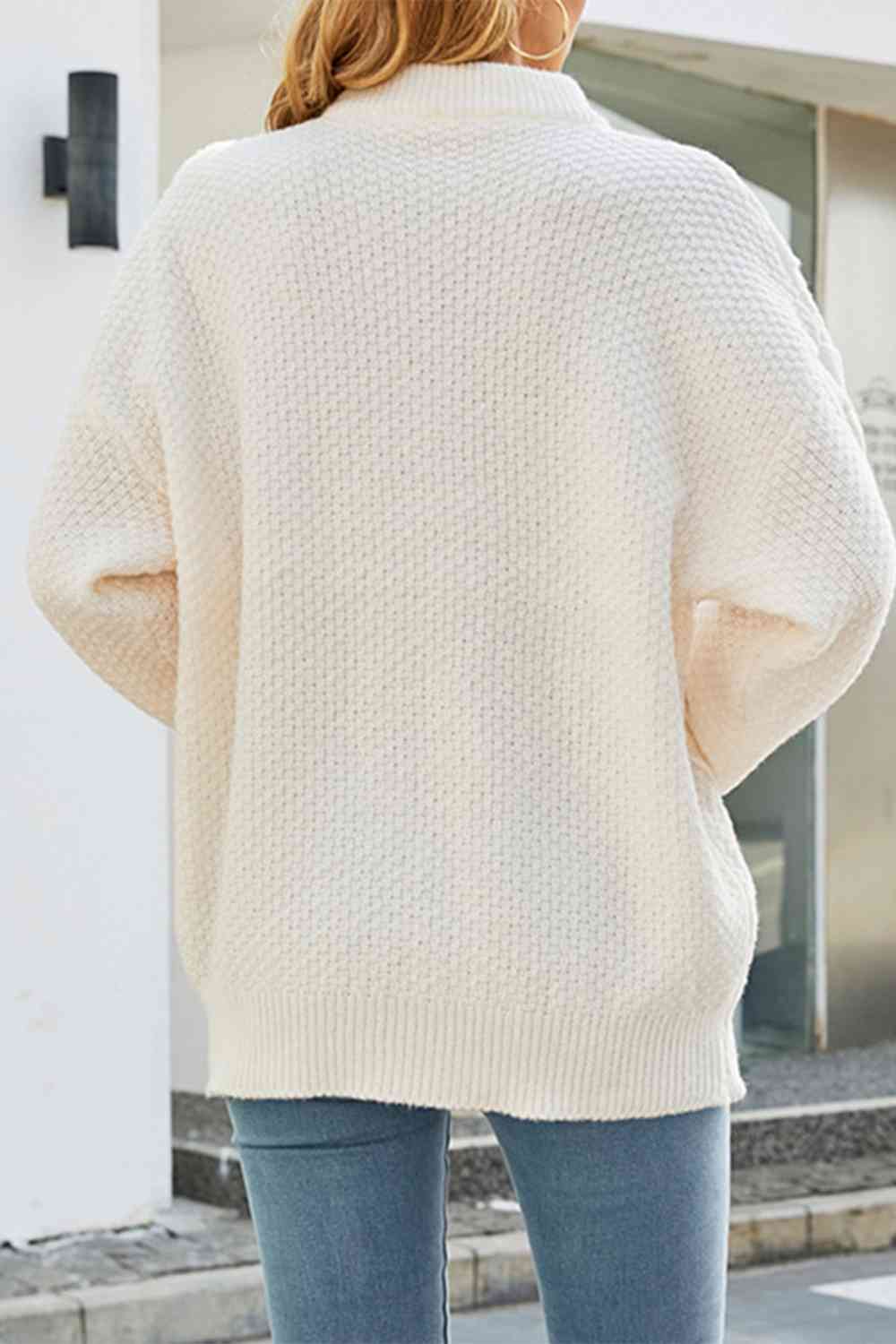 Women's Oversized Cable Knit Jumper with Crew Neck